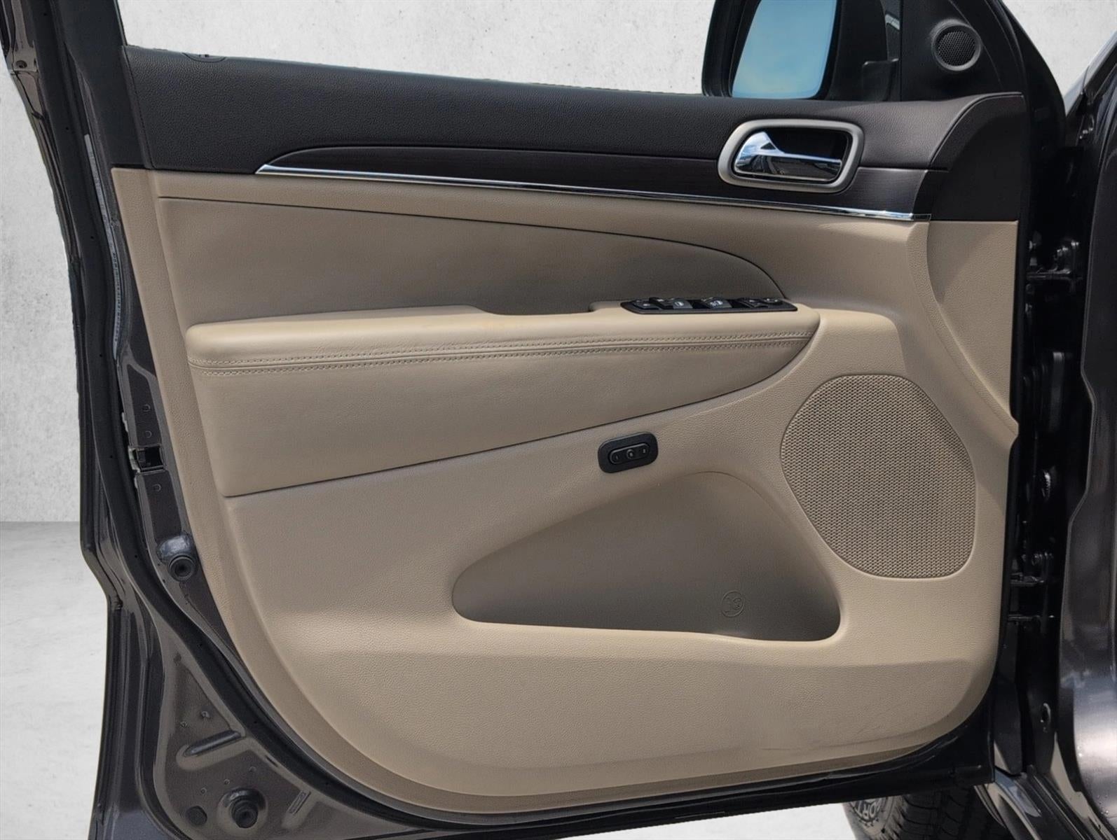 2015 Jeep Grand Cherokee 4WD 4dr Overland