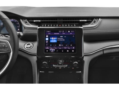 2025 Jeep Grand Cherokee Laredo 4x2
