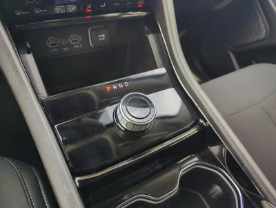 2023 Jeep Grand Cherokee Laredo 4x2
