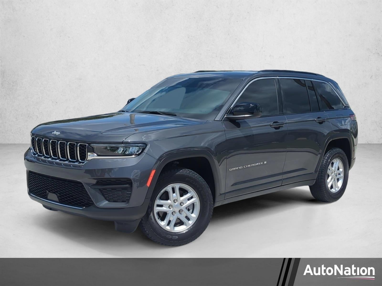 2025 Jeep Grand Cherokee Laredo 4x2
