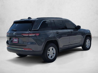 2025 Jeep Grand Cherokee Laredo 4x2