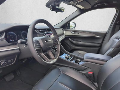2025 Jeep Grand Cherokee Limited 4x2