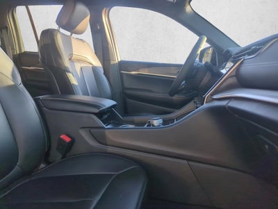 2025 Jeep Grand Cherokee Limited 4x2