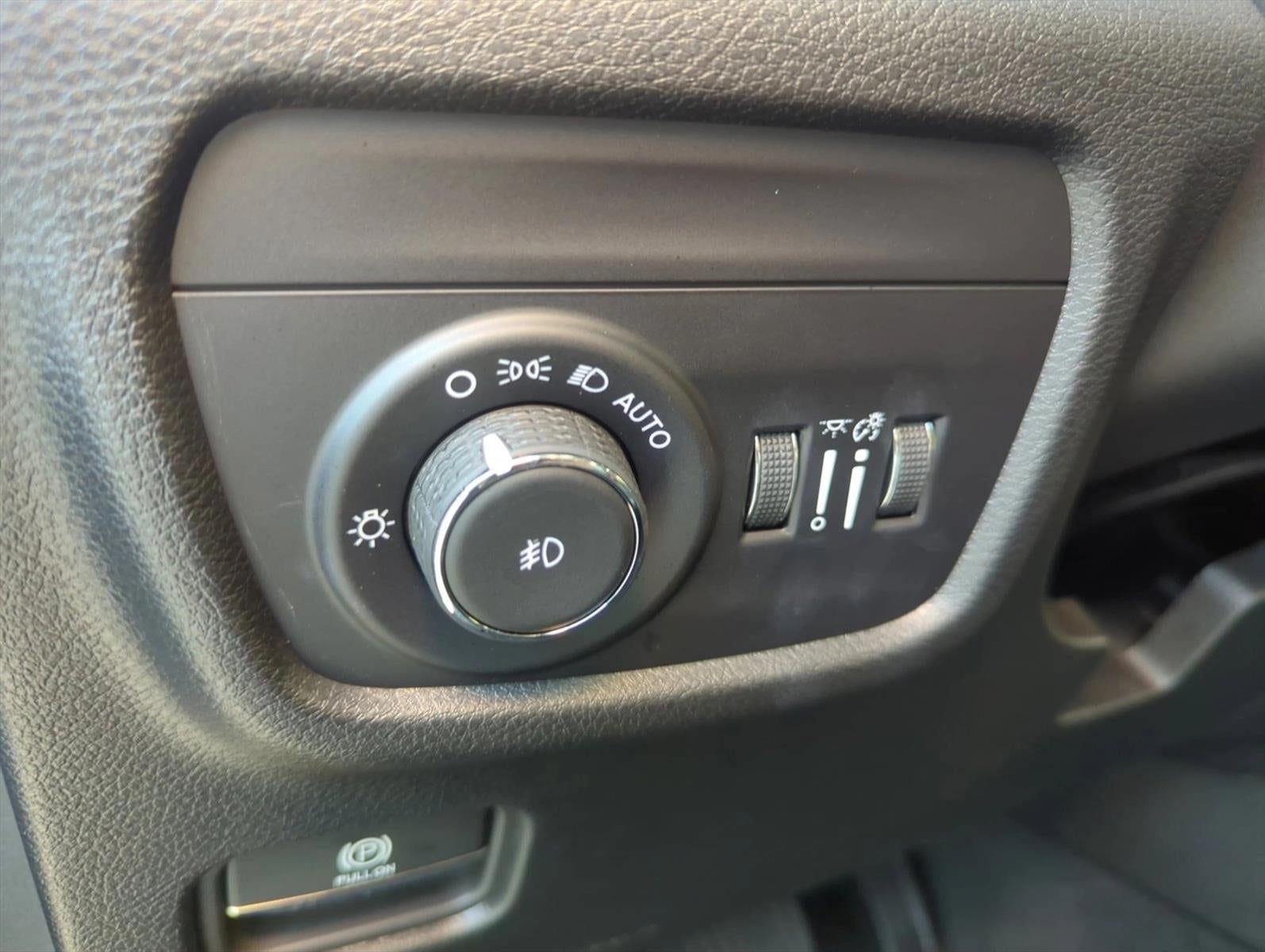 2025 Jeep Grand Cherokee Limited 4x2