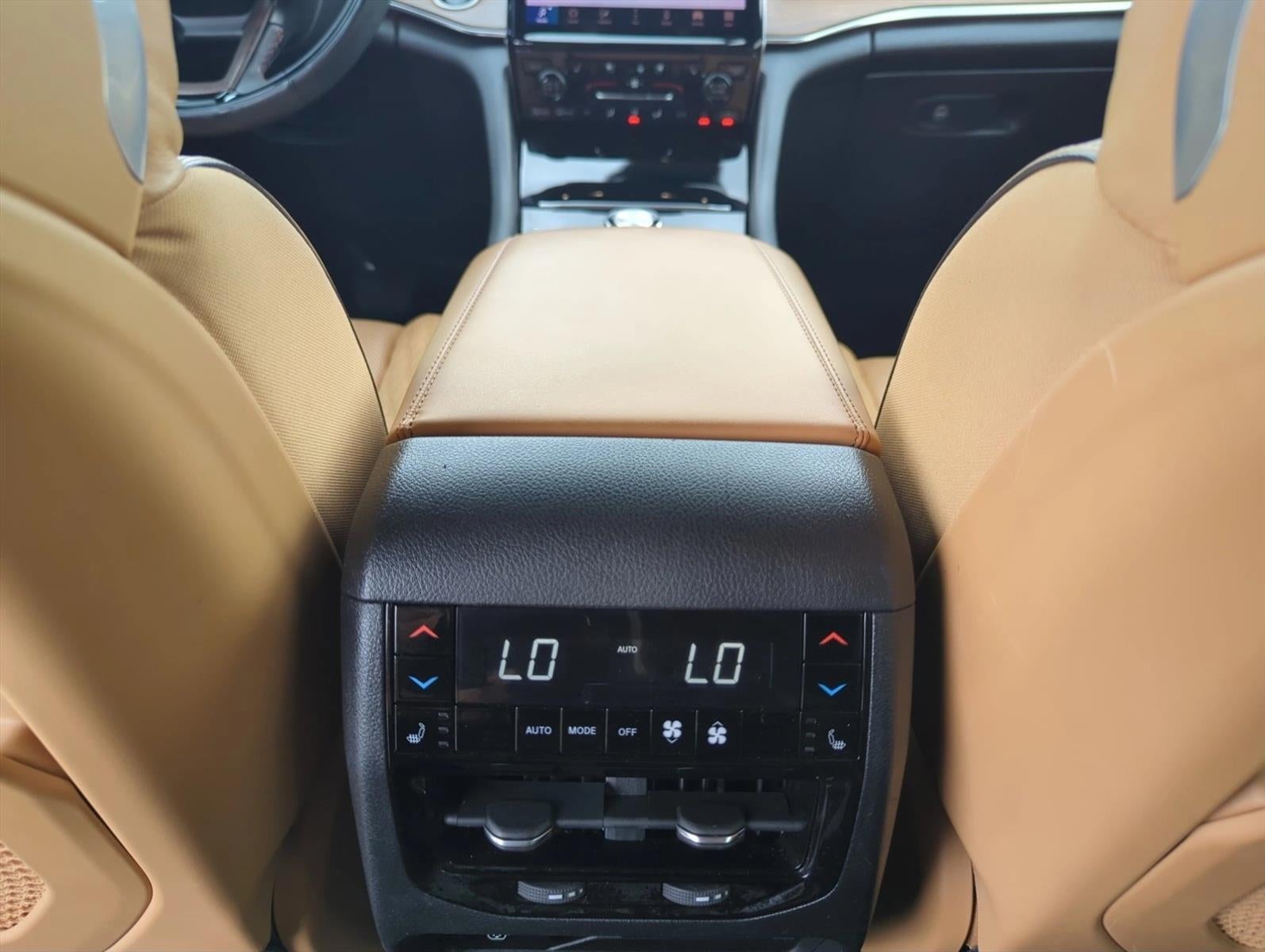 2022 Jeep Grand Cherokee L Summit 4x4