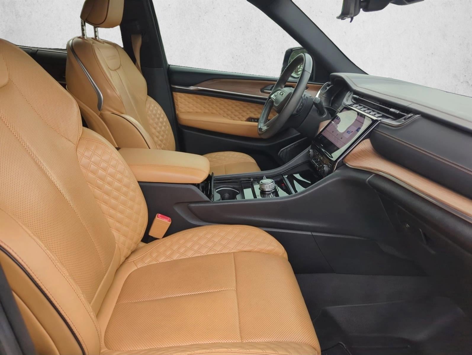 2022 Jeep Grand Cherokee L Summit 4x4