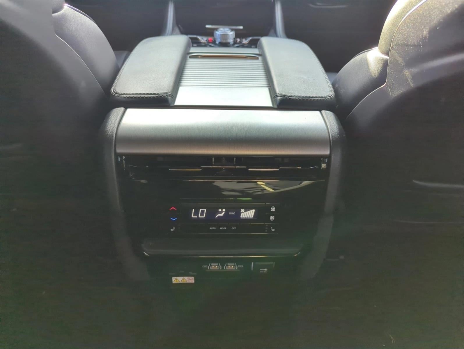 2023 Jeep Wagoneer Series II Carbide 4x4