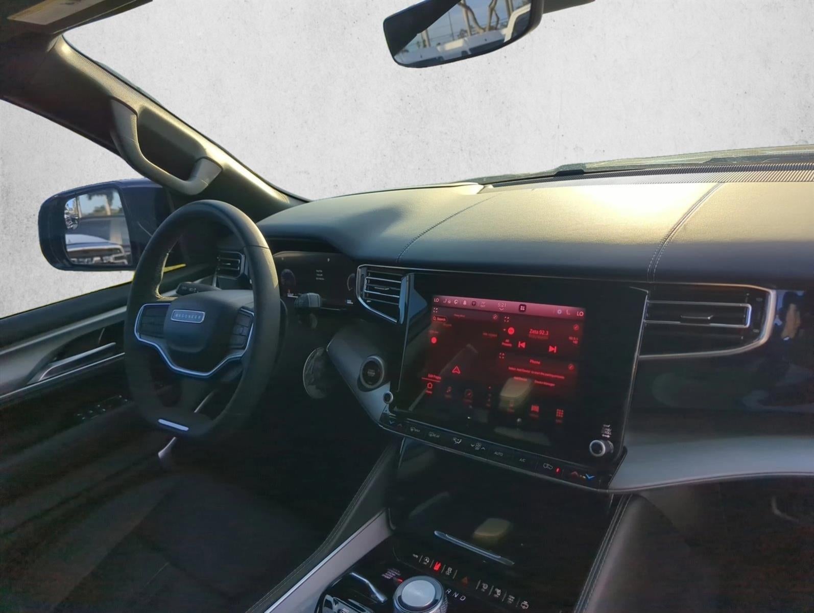 2023 Jeep Wagoneer Series II Carbide 4x4