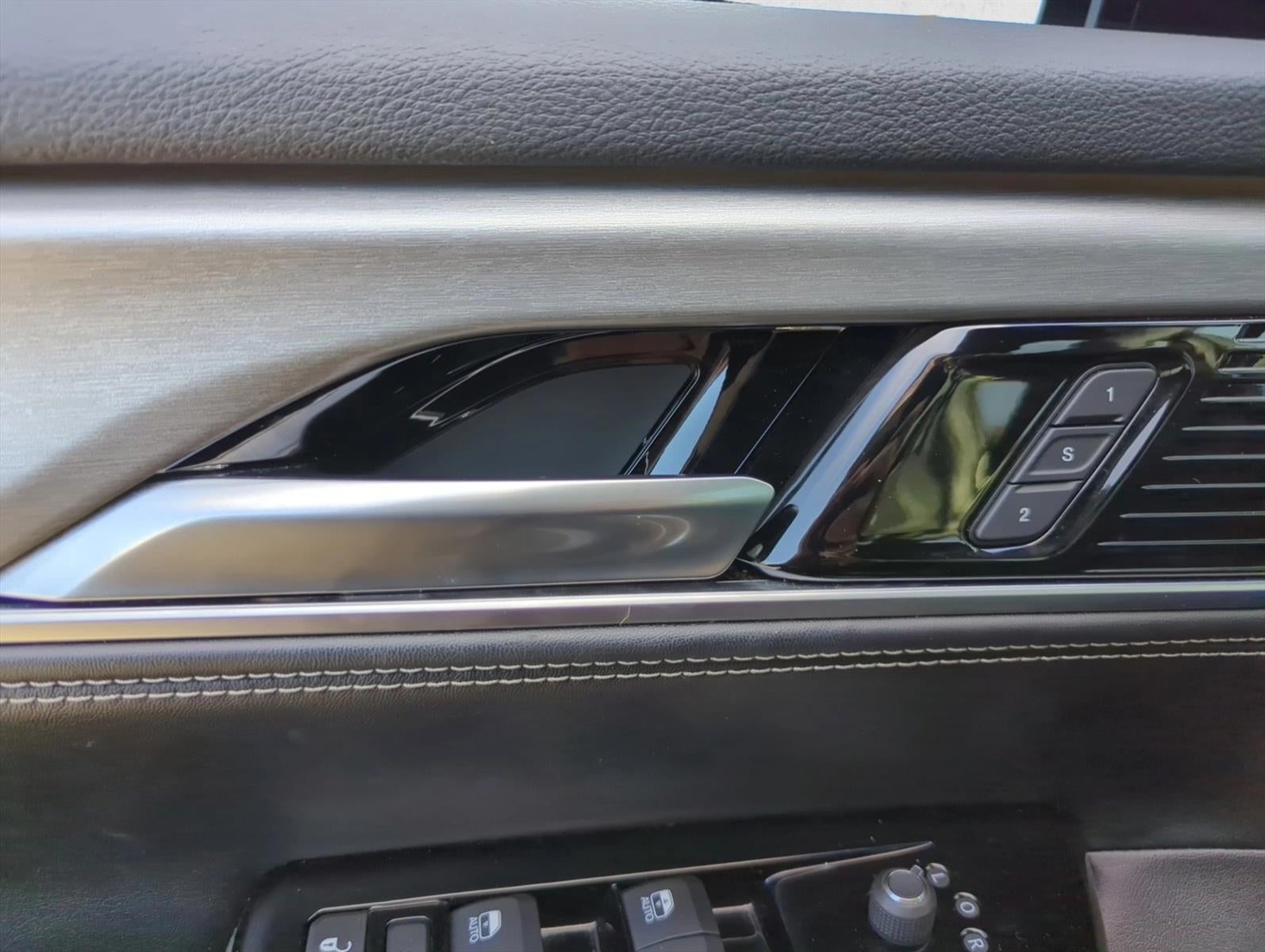 2023 Jeep Wagoneer Series II Carbide 4x4