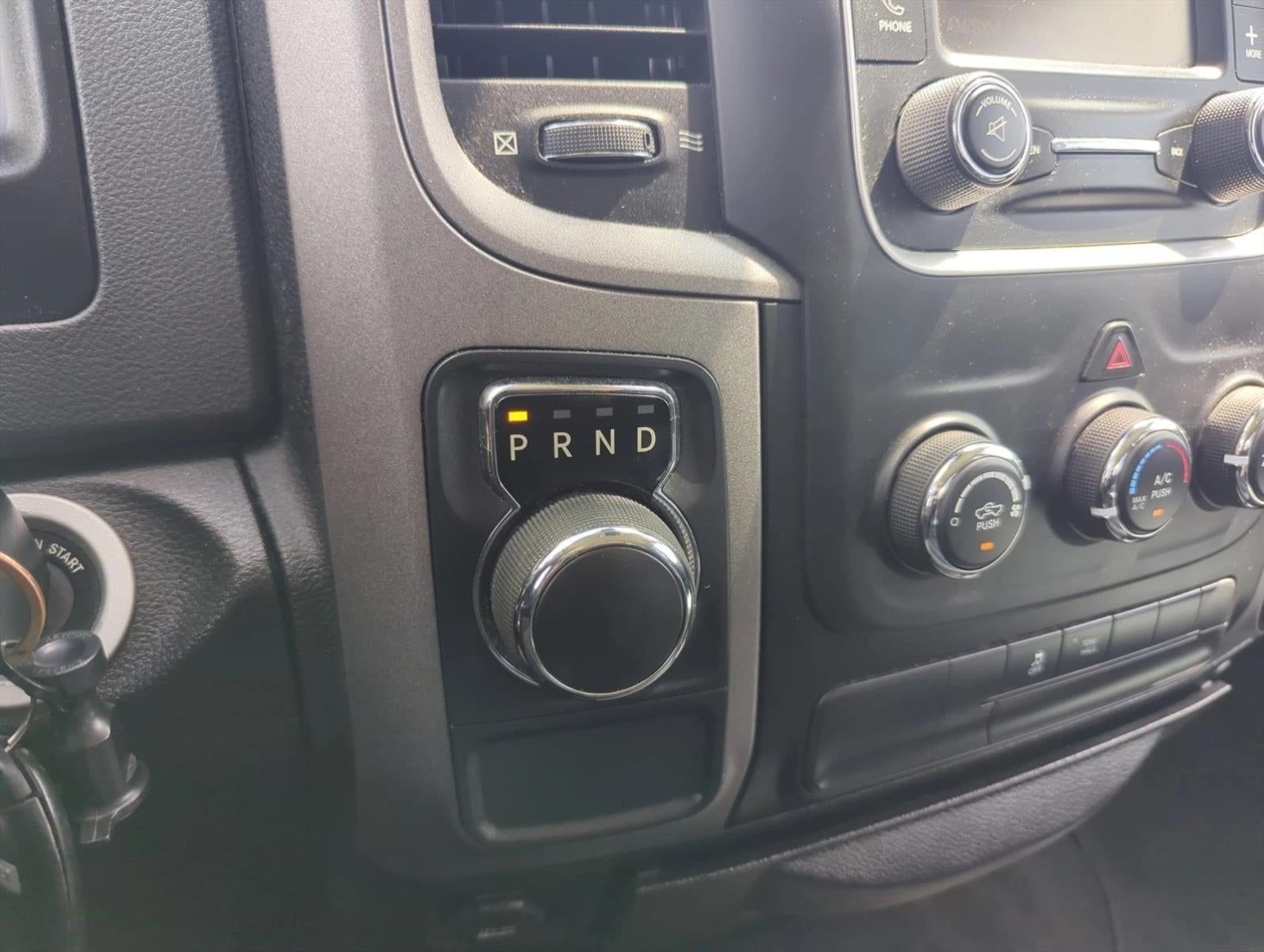 2019 RAM 1500 Classic Express 4x2 Crew Cab 5'7" Box