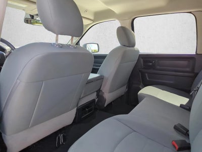 2019 RAM 1500 Classic Express 4x2 Crew Cab 5'7" Box