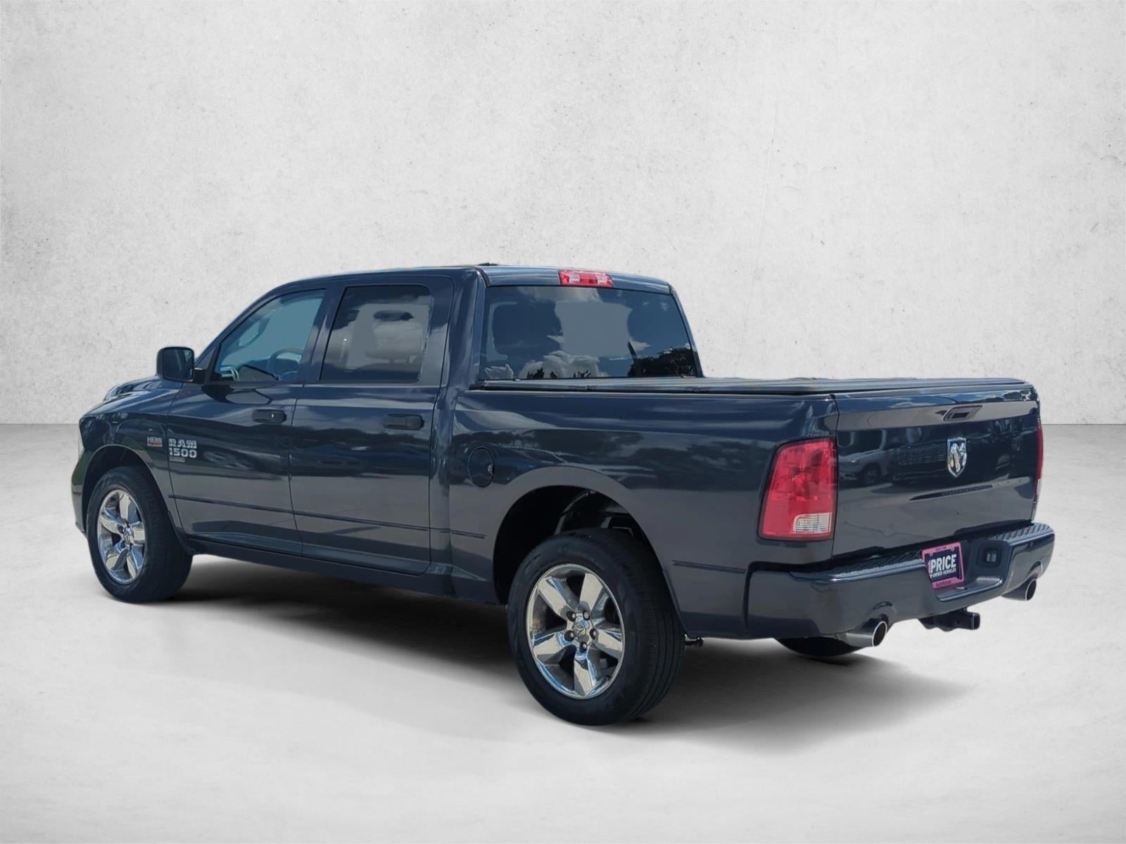 2019 RAM 1500 Classic Express 4x2 Crew Cab 5'7" Box