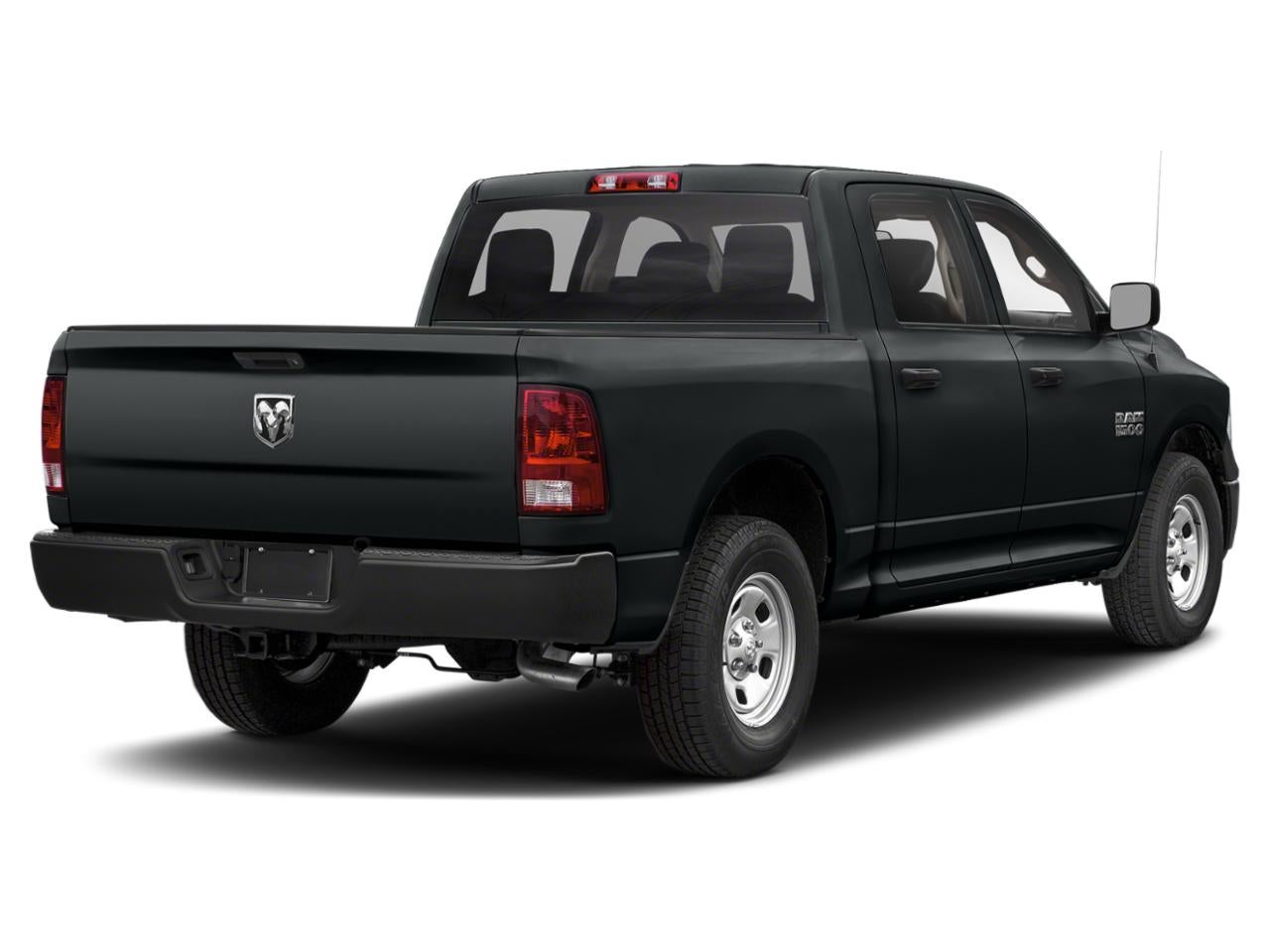 2019 RAM 1500 Classic Express 4x2 Crew Cab 5'7" Box