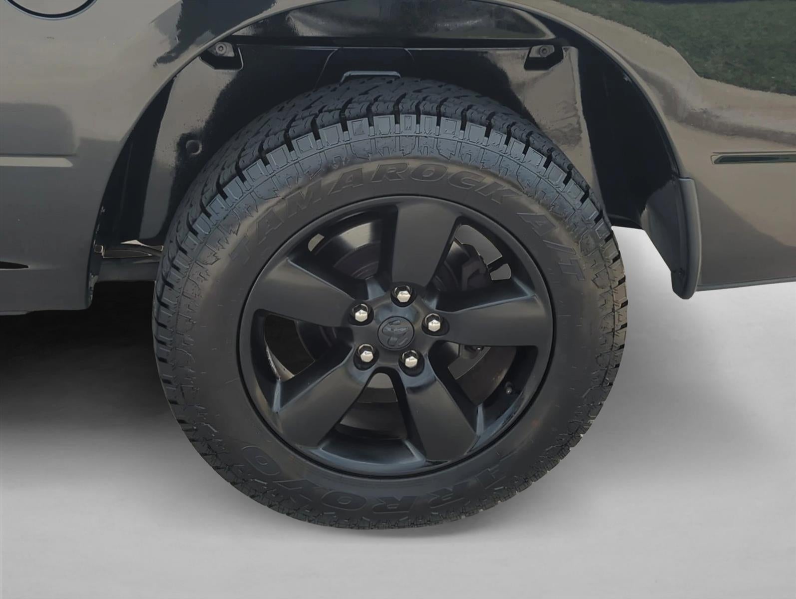 2018 RAM 1500 Express 4x2 Crew Cab 5'7" Box