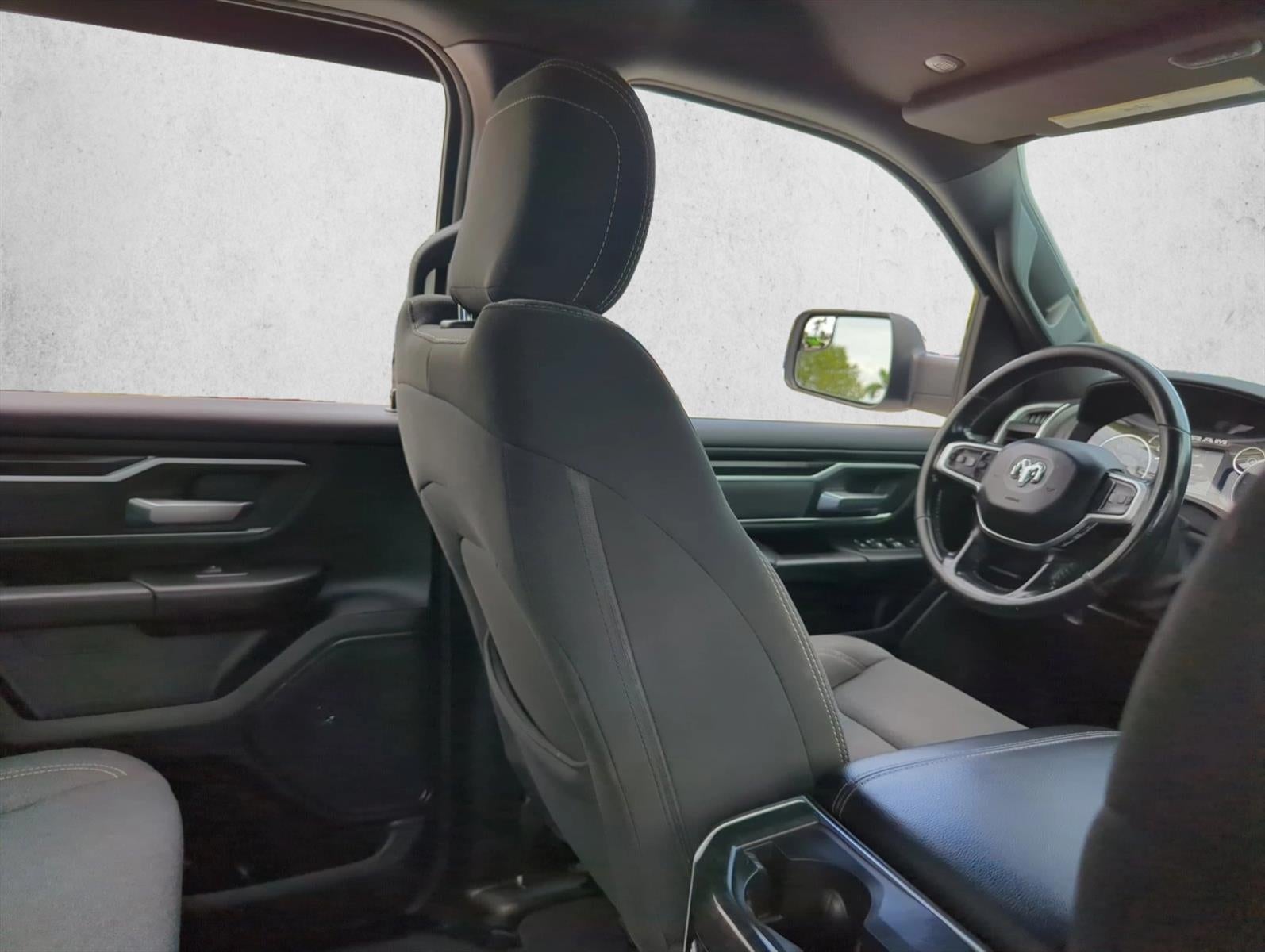 2019 RAM 1500 Big Horn/Lone Star 4x2 Crew Cab 5'7" Box