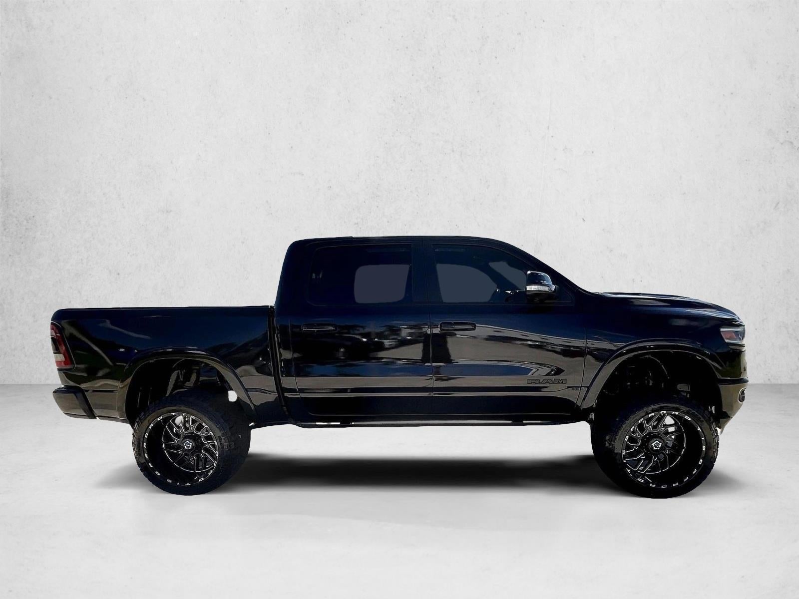 2022 RAM 1500 Limited 4x2 Crew Cab 5'7" Box