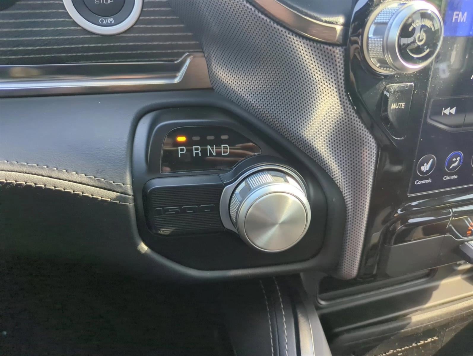 2020 RAM 1500 Limited 4x2 Crew Cab 5'7" Box