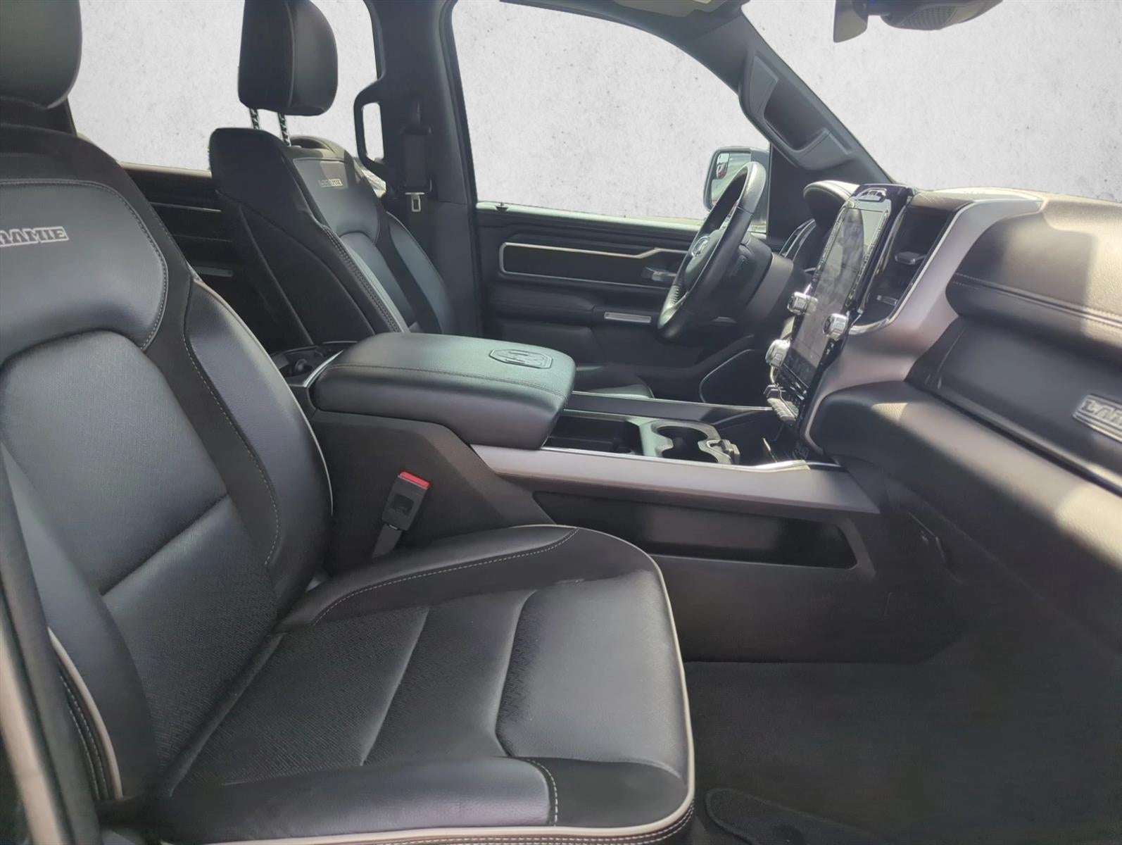 2023 RAM 1500 Laramie 4x2 Crew Cab 5'7" Box