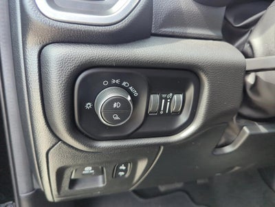 2023 RAM 1500 Laramie 4x2 Crew Cab 5'7" Box