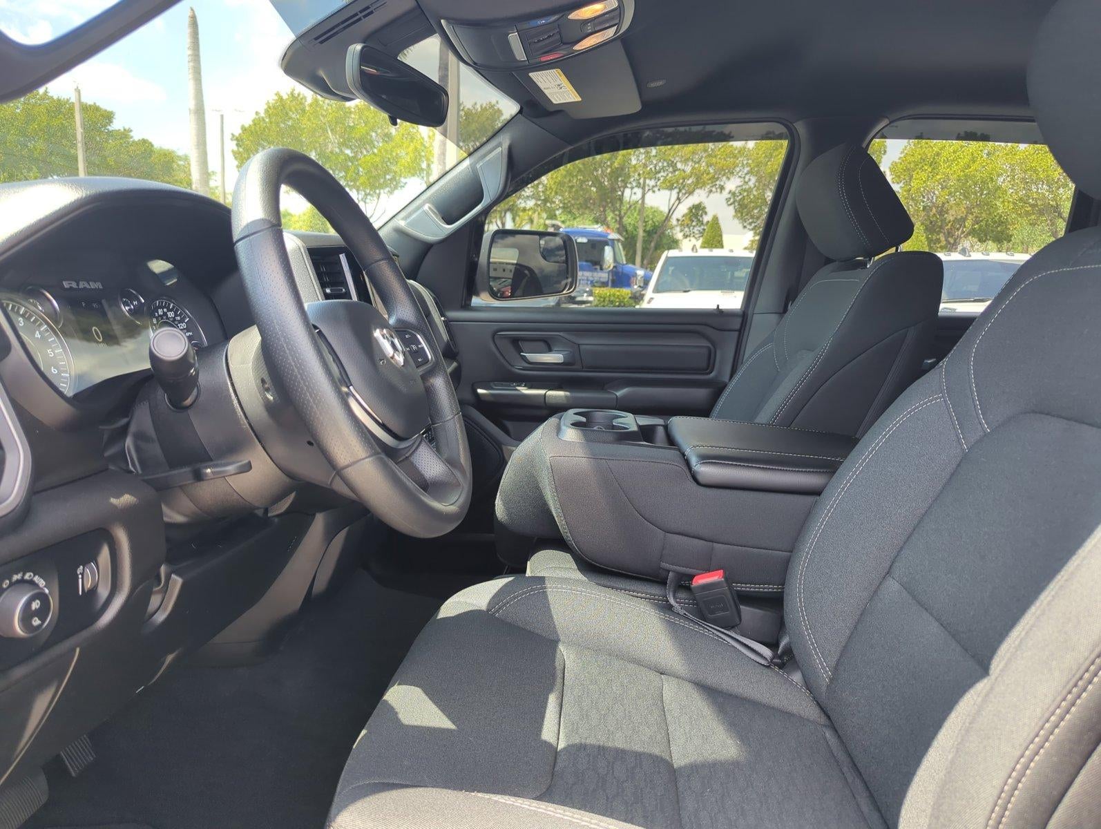 2025 RAM 1500 Tradesman 4x4 Quad Cab 6'4" Box