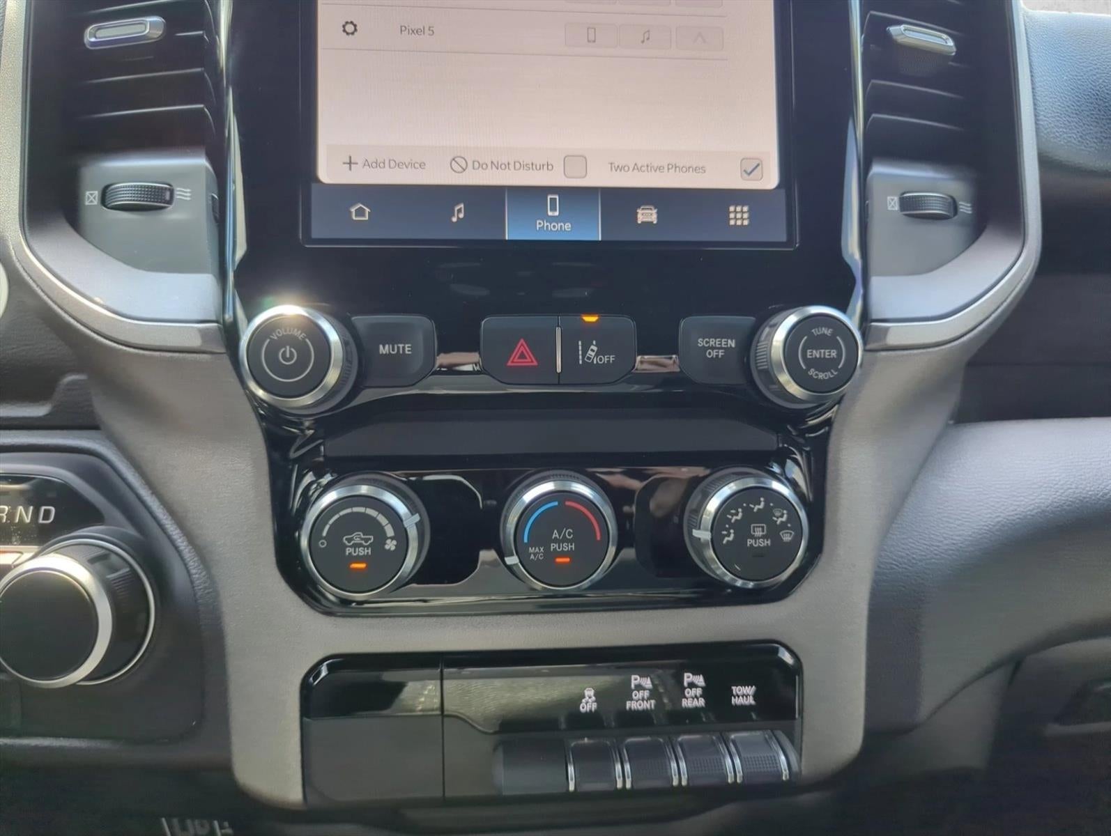 2025 RAM 1500 Tradesman 4x4 Quad Cab 6'4" Box