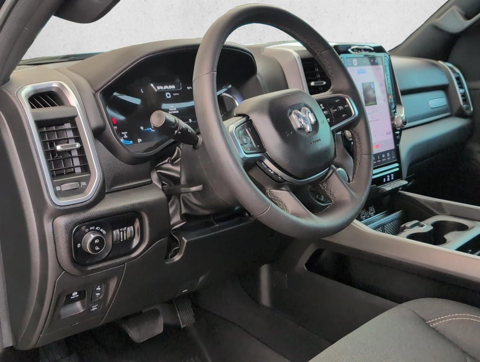 2025 RAM 1500 Big Horn 4x4 Crew Cab 5'7" Box