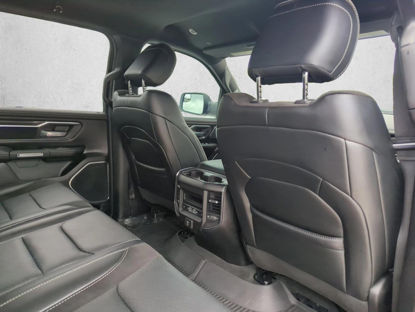 2024 RAM 1500 Laramie 4x4 Crew Cab 5'7" Box