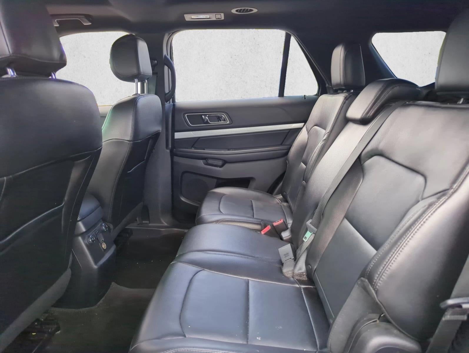 2016 Ford Explorer 4WD 4dr XLT