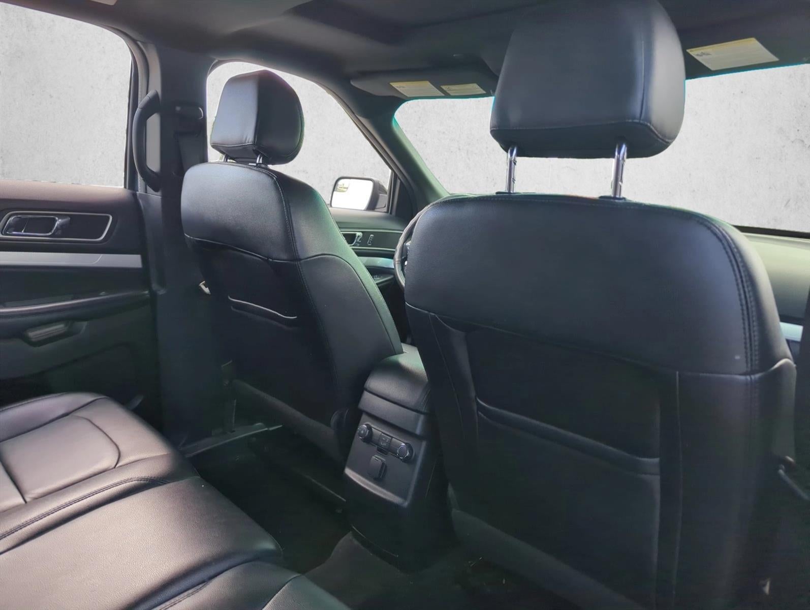 2016 Ford Explorer 4WD 4dr XLT