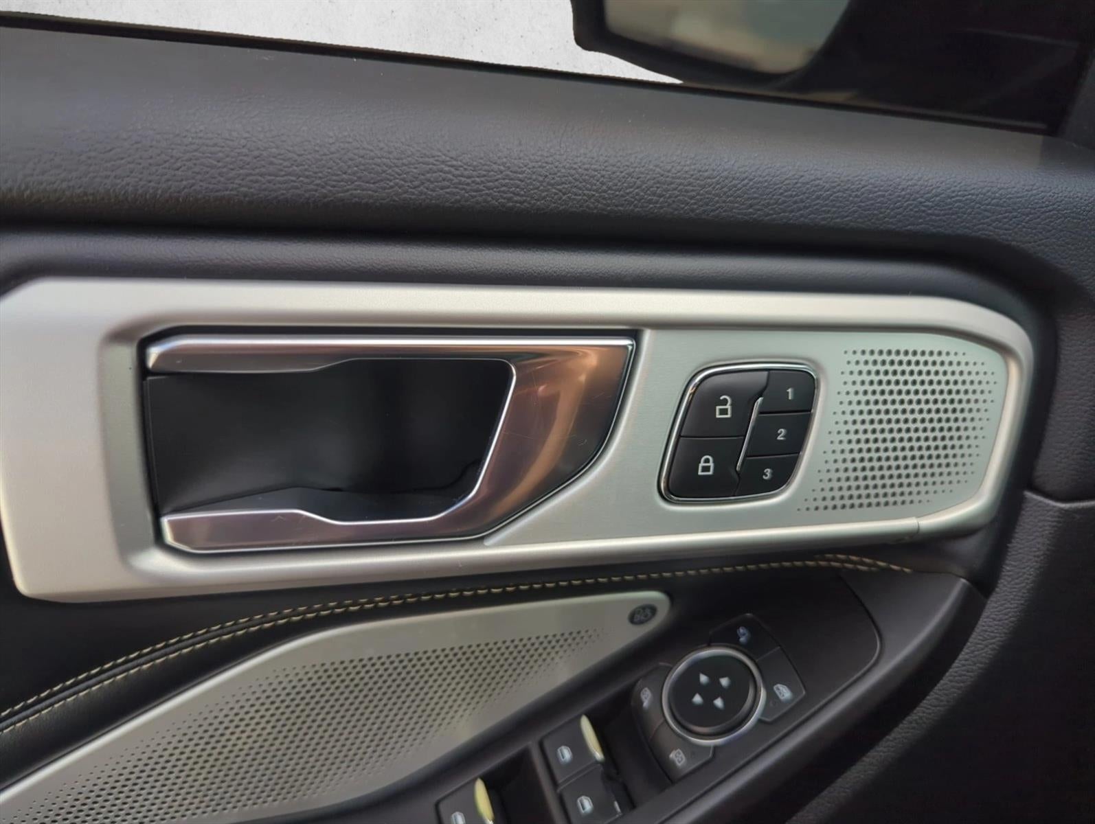 2020 Ford Explorer ST 4WD