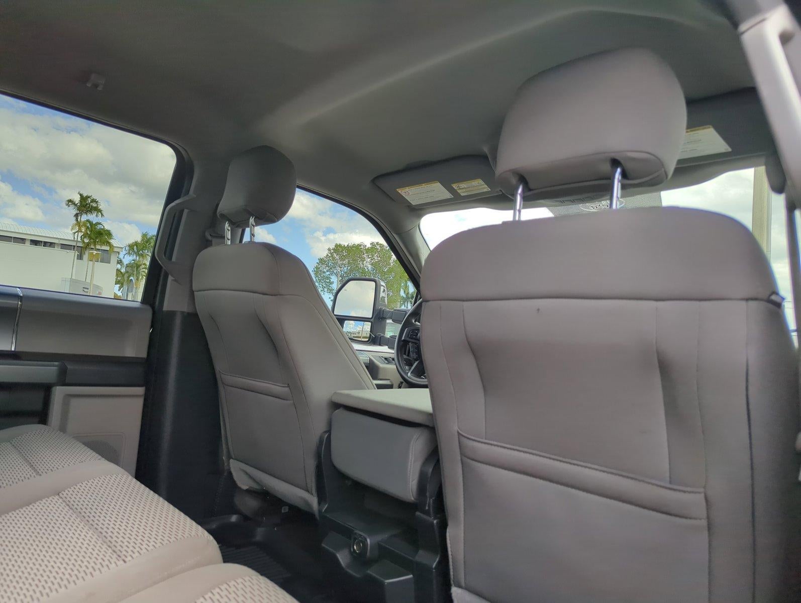 2017 Ford Super Duty F-250 SRW XLT 4WD Crew Cab 6.75' Box