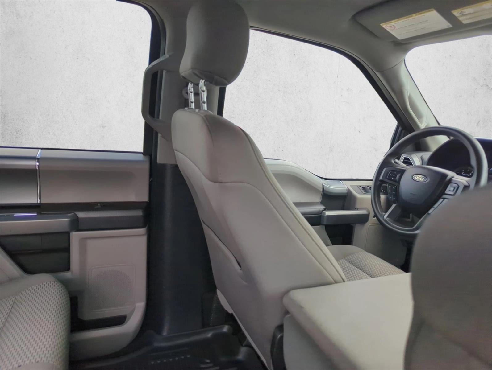 2017 Ford Super Duty F-250 SRW XLT 4WD Crew Cab 6.75' Box