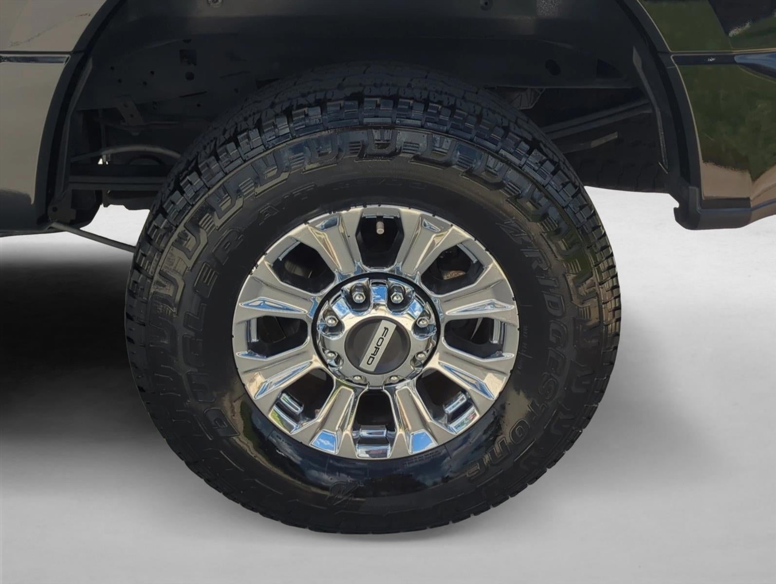 2017 Ford Super Duty F-250 SRW XLT 4WD Crew Cab 6.75' Box