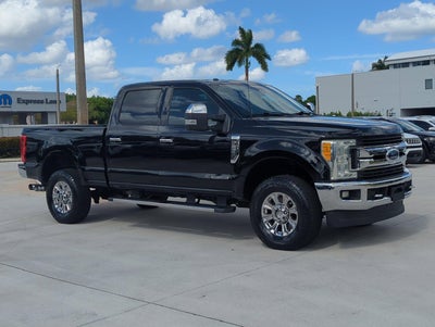 2017 Ford Super Duty F-250 SRW XLT 4WD Crew Cab 6.75' Box
