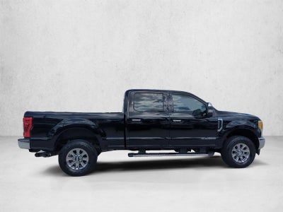 2017 Ford Super Duty F-250 SRW XLT 4WD Crew Cab 6.75' Box