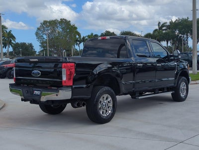 2017 Ford Super Duty F-250 SRW XLT 4WD Crew Cab 6.75' Box