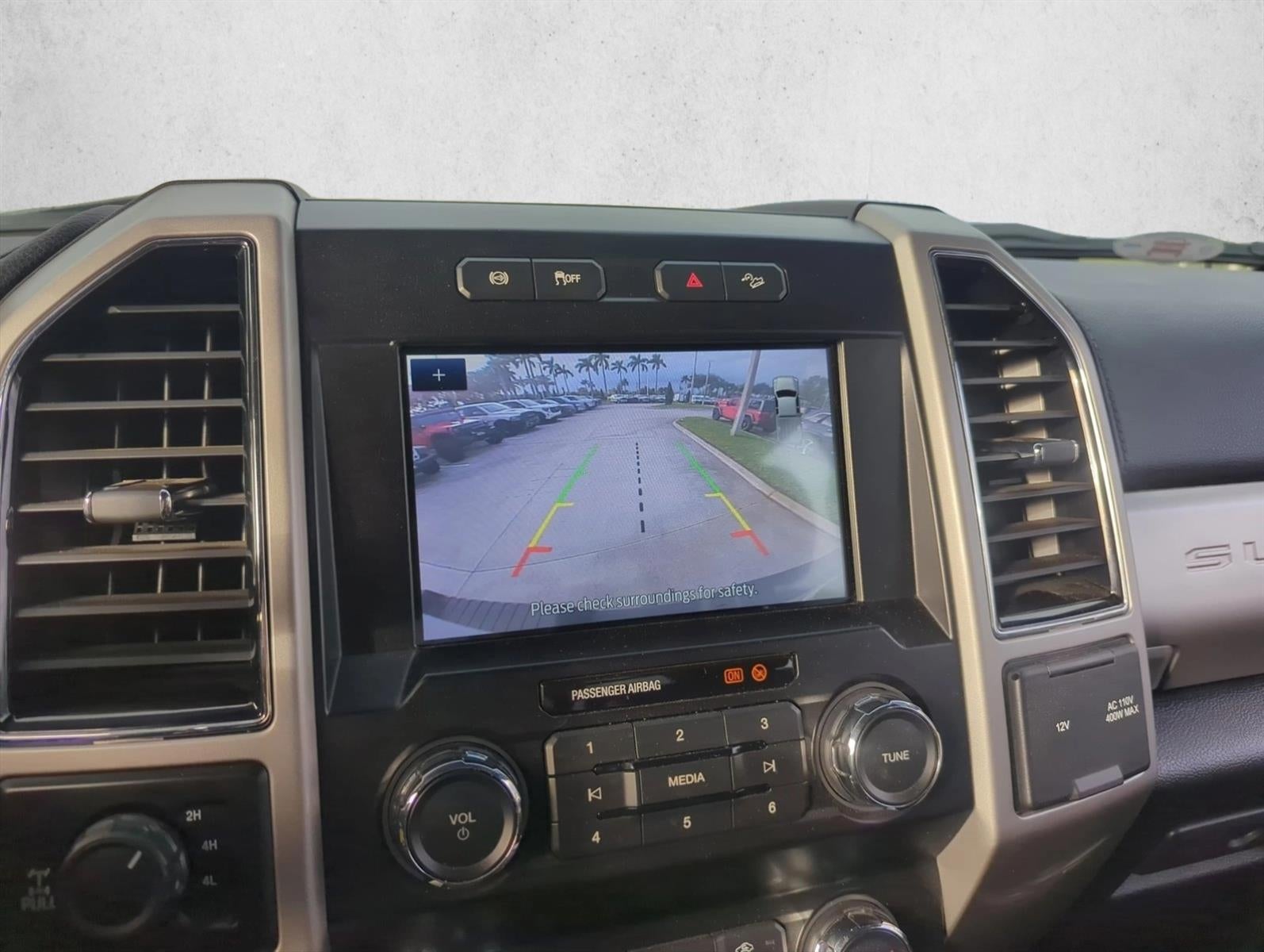 2021 Ford Super Duty F-250 SRW LARIAT 4WD Crew Cab 6.75' Box