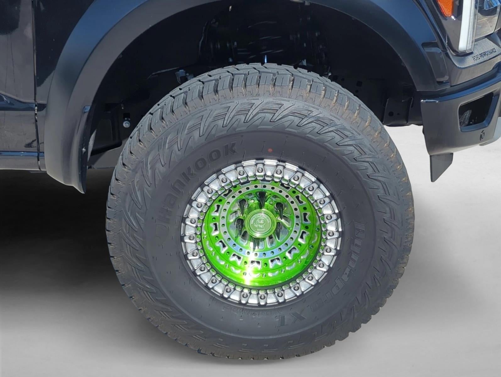 2025 Ford F-150 Raptor 4WD SuperCrew 5.5' Box