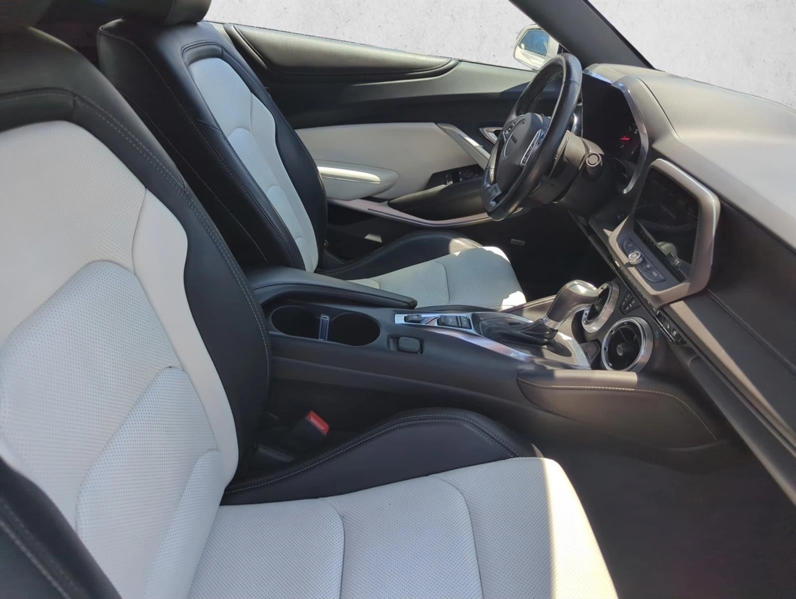 2024 Chevrolet Camaro 2dr Convertible 3LT