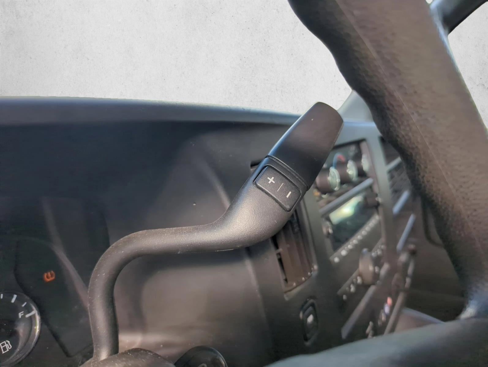 2019 Chevrolet Express Passenger 3500 Extended Wheelbase Rear-Wheel Drive 1LT