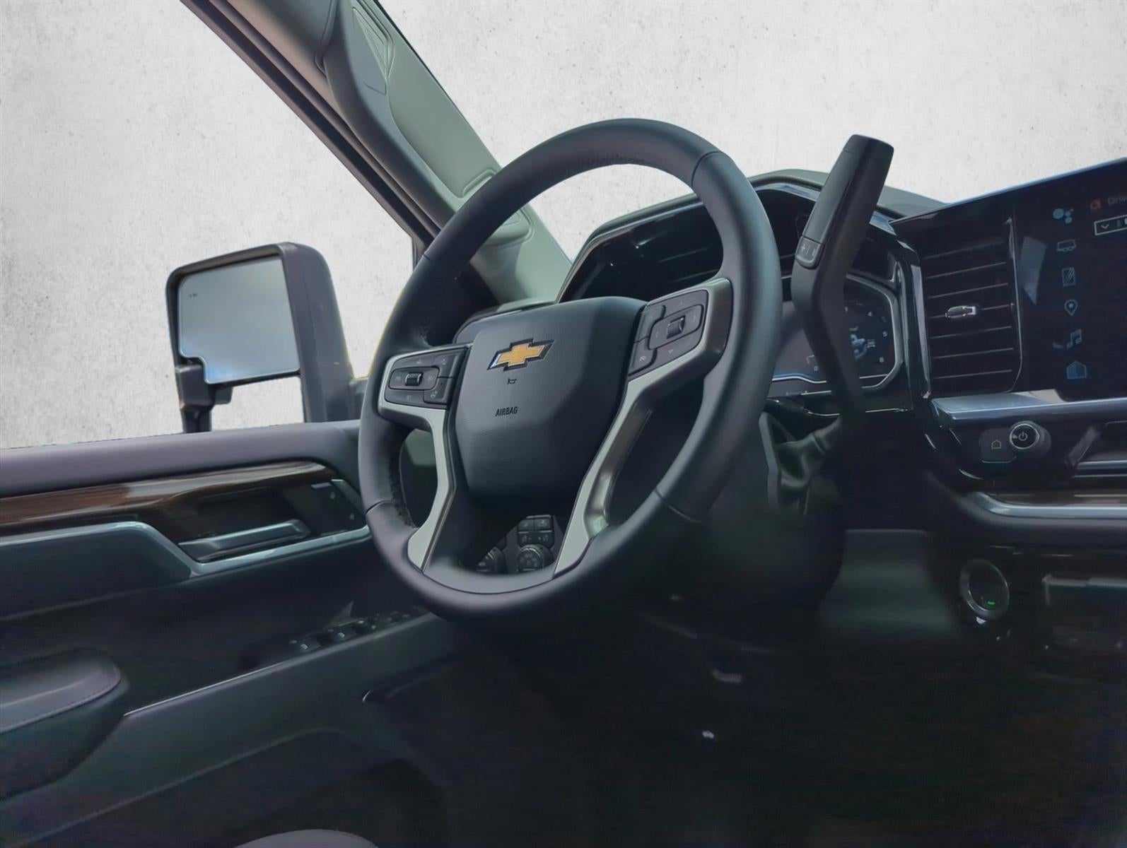 2025 Chevrolet Silverado 3500 HD Crew Cab Long Box 4-Wheel Drive LT