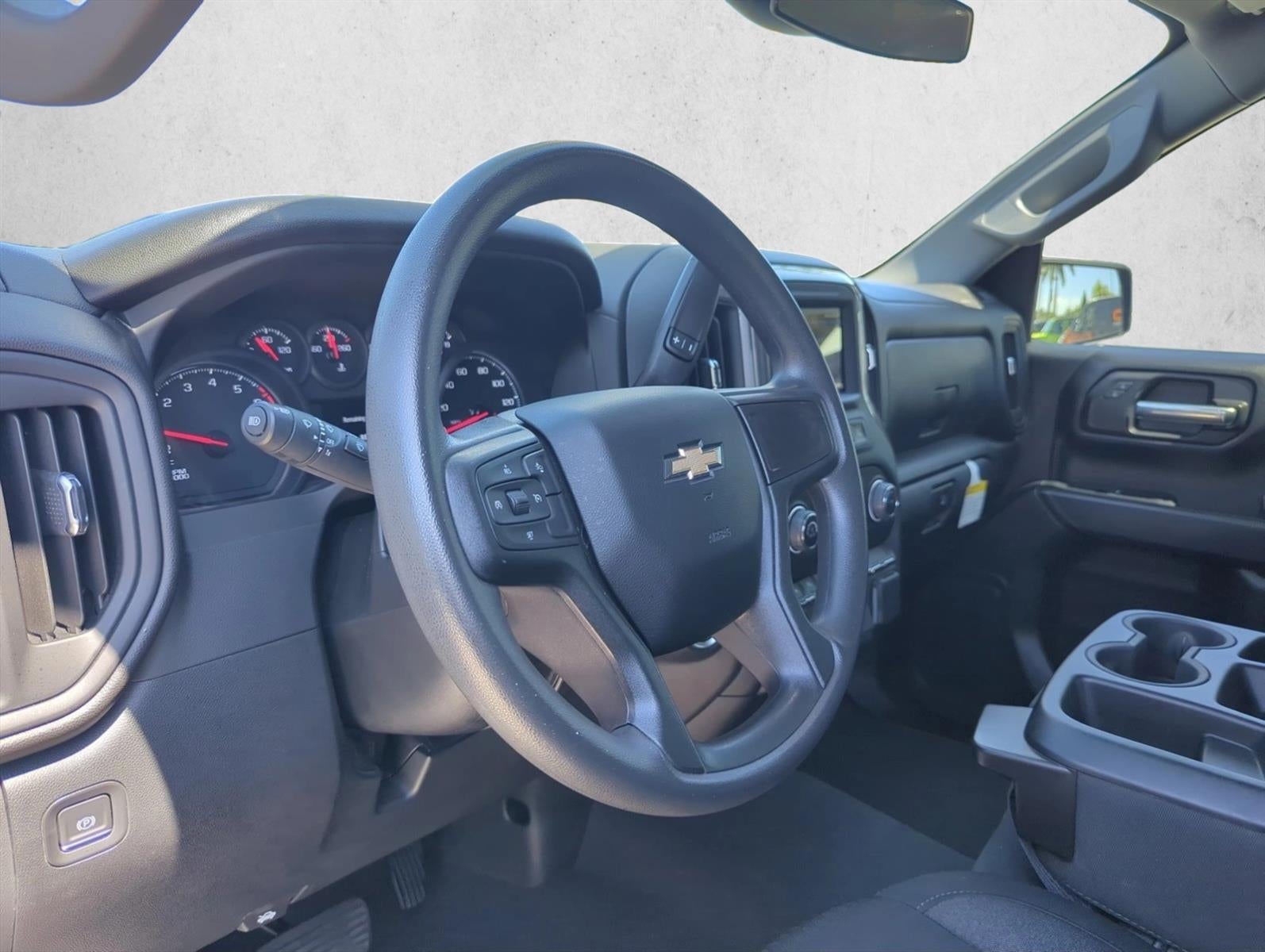 2024 Chevrolet Silverado 1500 Crew Cab Short Box 2-Wheel Drive Custom