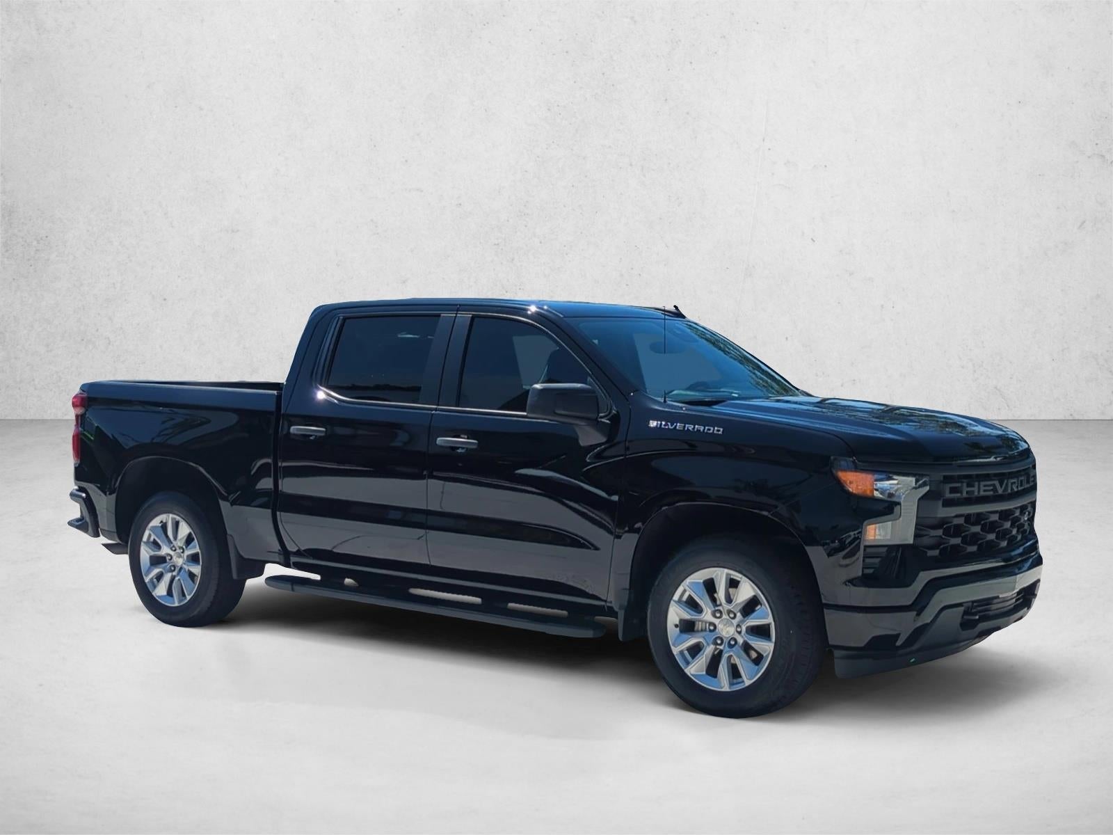 2024 Chevrolet Silverado 1500 Crew Cab Short Box 2-Wheel Drive Custom
