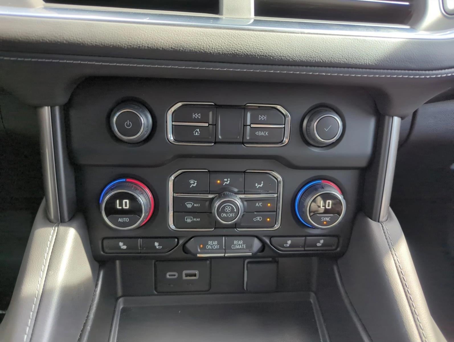 2023 Chevrolet Suburban 4WD Z71