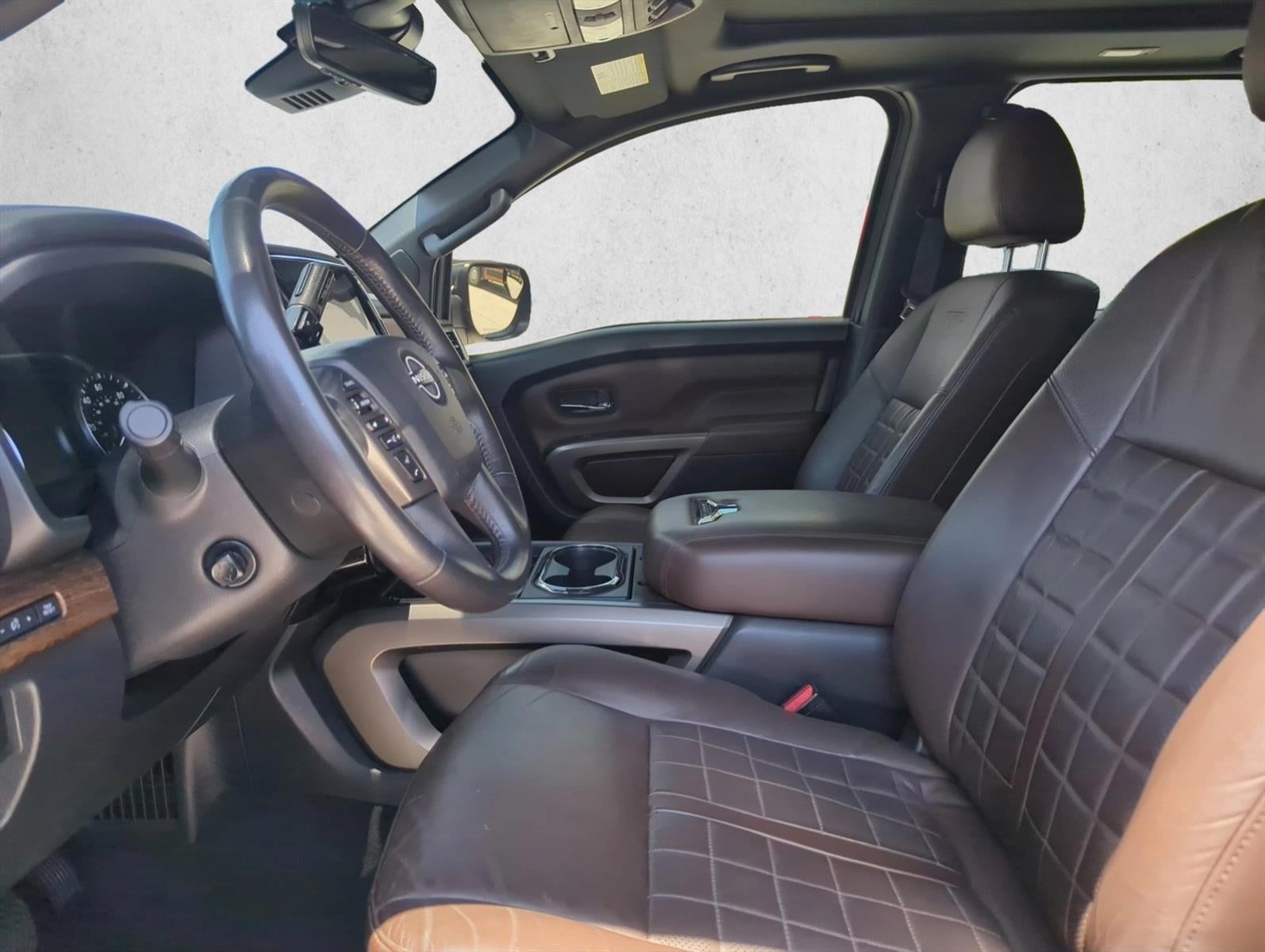 2023 Nissan Titan 4x4 Crew Cab Platinum Reserve