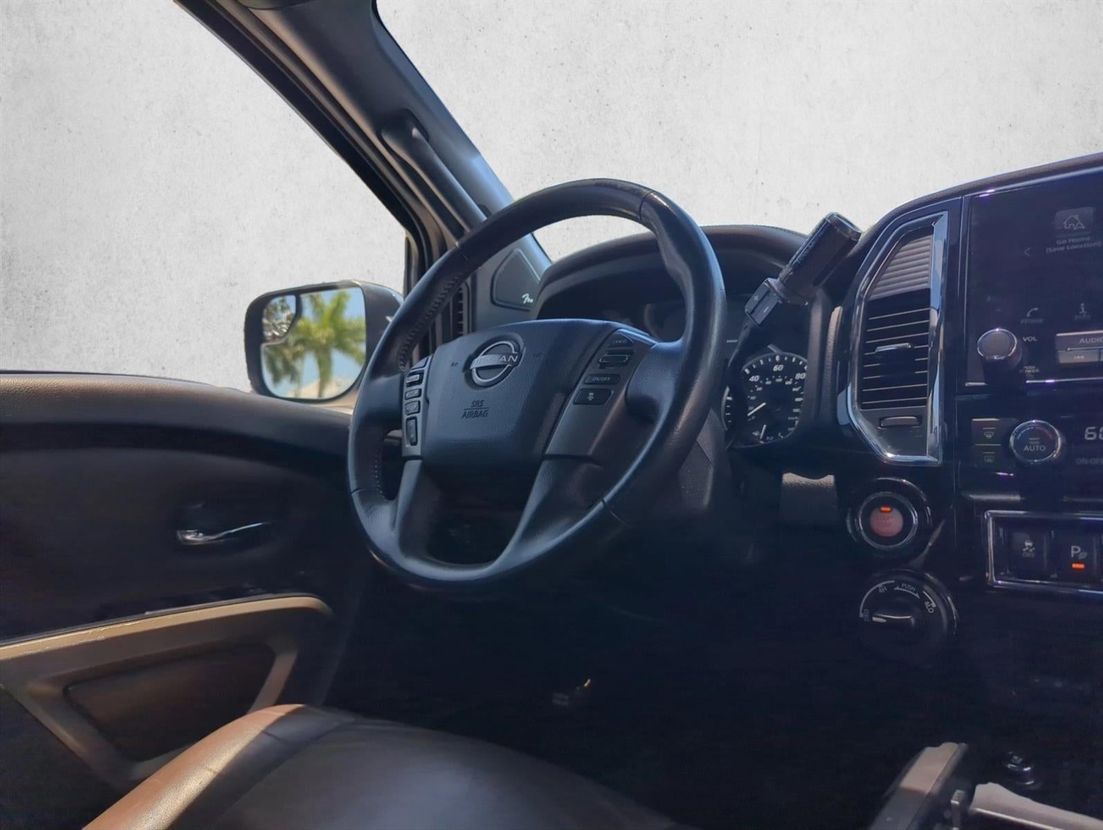 2023 Nissan Titan 4x4 Crew Cab Platinum Reserve