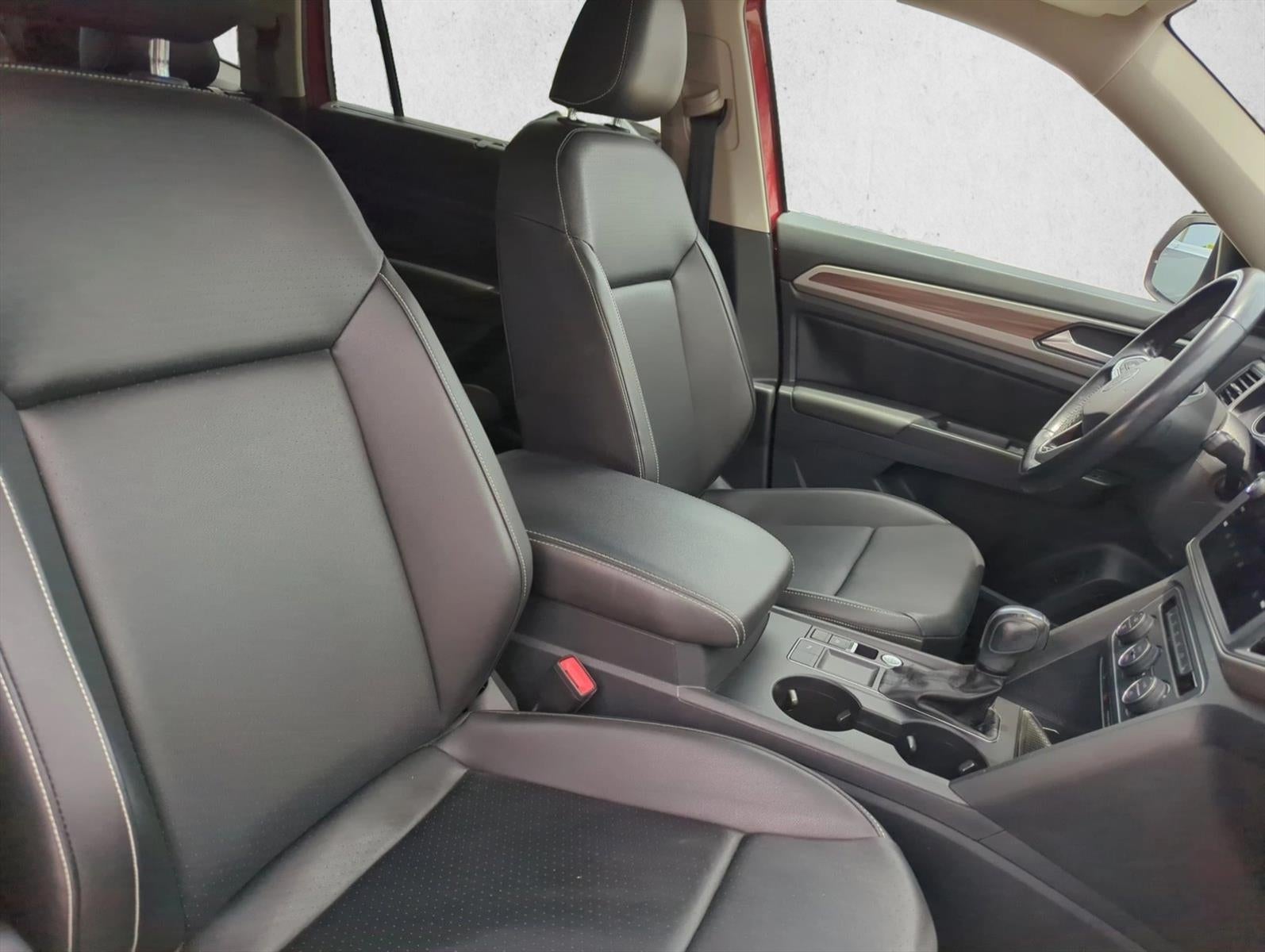 2021 Volkswagen Atlas 3.6L V6 SE w/Technology FWD *Ltd Avail*