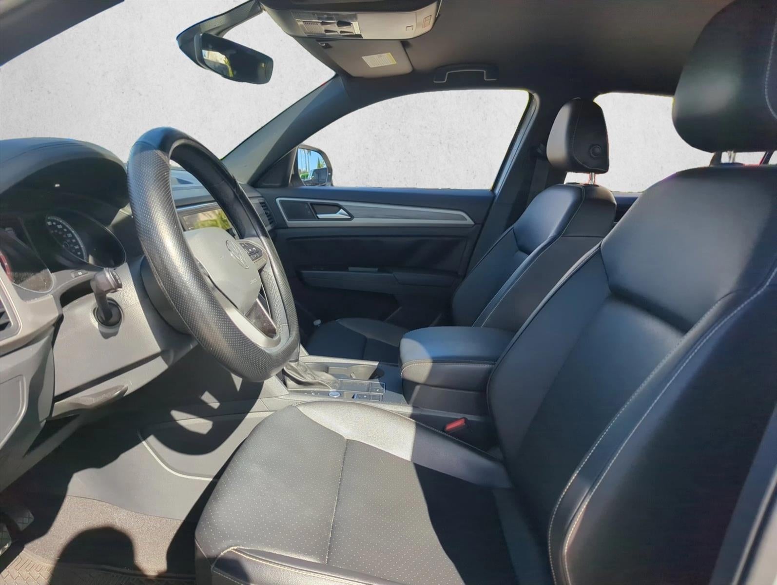 2020 Volkswagen Atlas Cross Sport 3.6L V6 SE w/Technology R-Line FWD