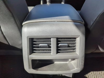 2020 Volkswagen Atlas Cross Sport 3.6L V6 SE w/Technology R-Line FWD