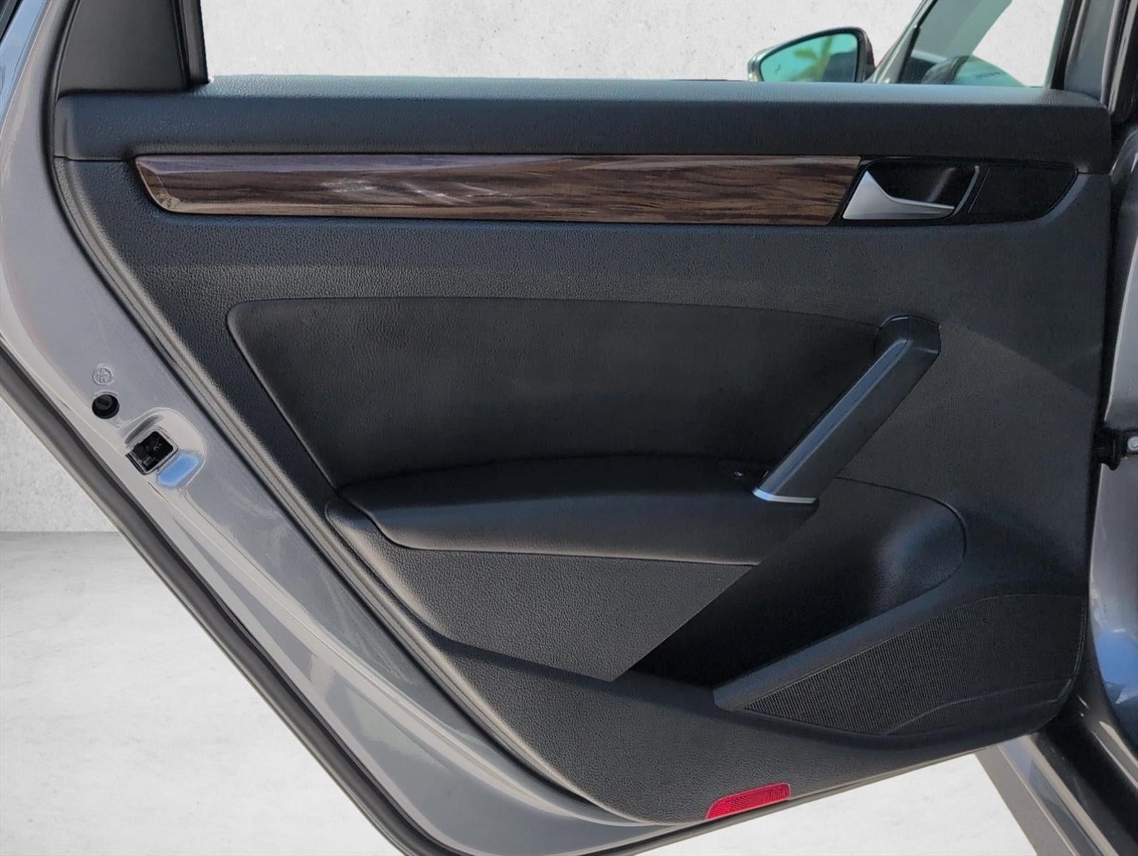 2020 Volkswagen Passat 2.0T SEL Auto